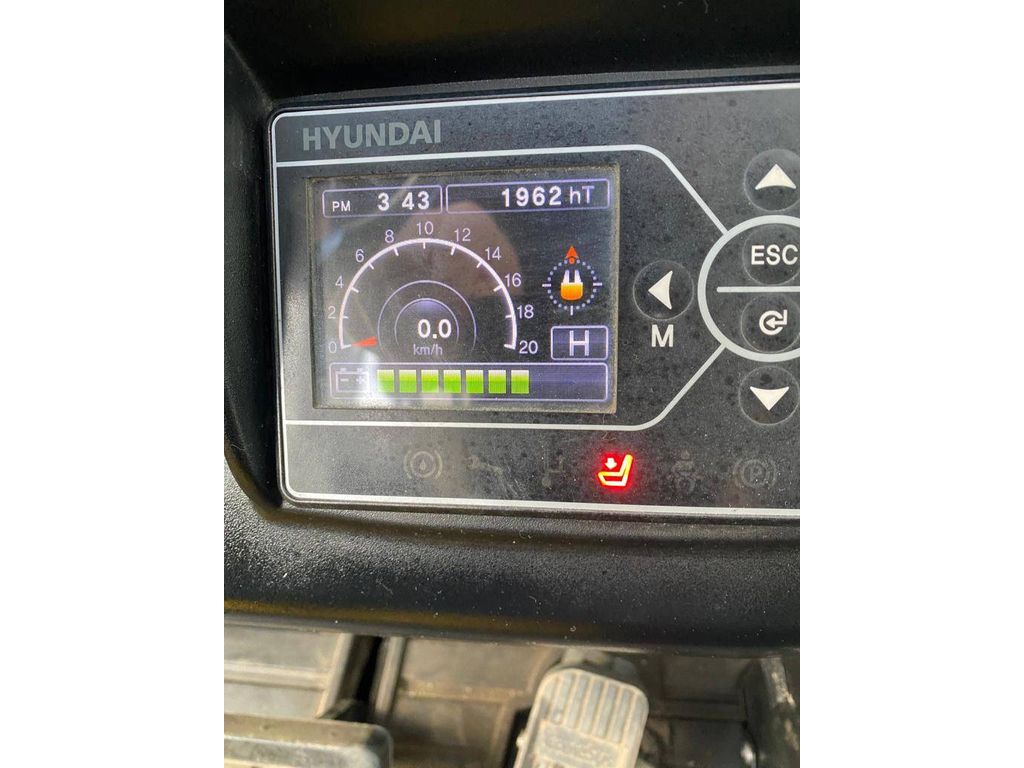 hyundai-18bt-9-uusi-akku,a358cee2.jpg