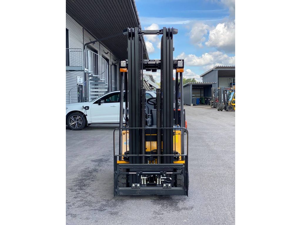 hyundai-18bt-9u,54ab57ad.jpg