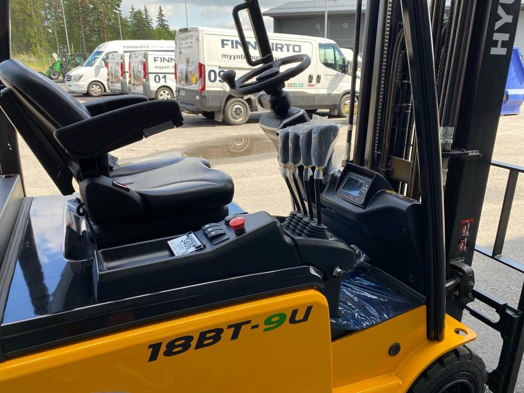 hyundai-18bt-9u,0fda2f45.jpg