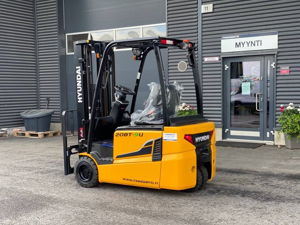 hyundai-20bt-9u-uusi-mallisarj,fed07c1d.jpg