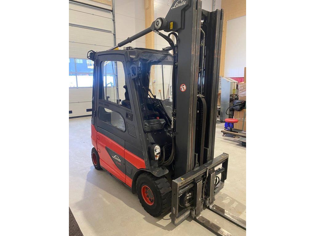 linde-e25-01,57830b6f.jpg