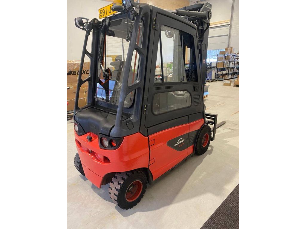 linde-e25-01,8bcedd42.jpg