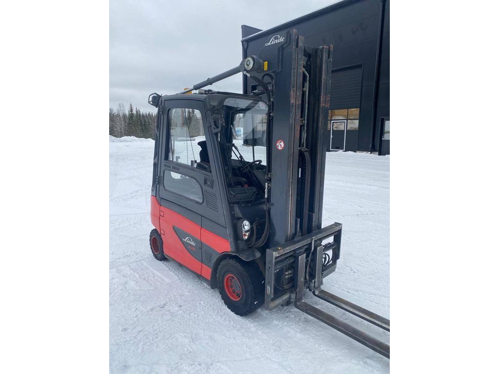 linde-e25-01,94d5bc09.jpg