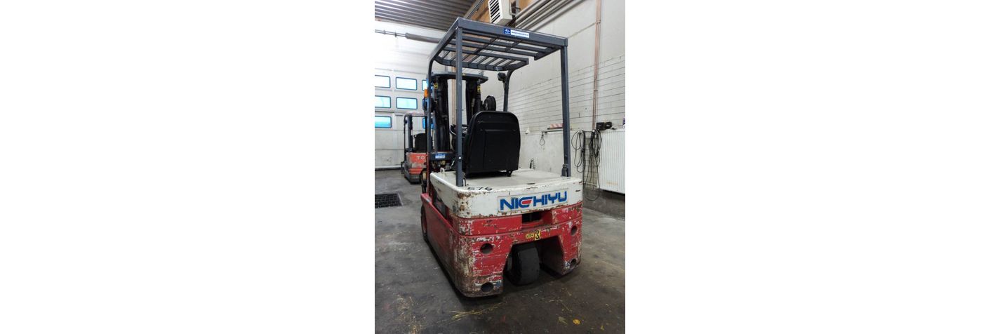 nichiyu-fbt18,fc3ee09b.jpg