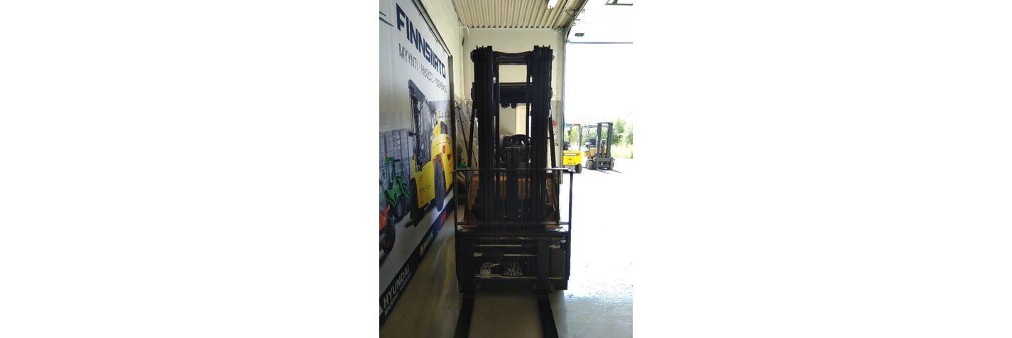 caterpillar-gp18n,3c60397b.jpg