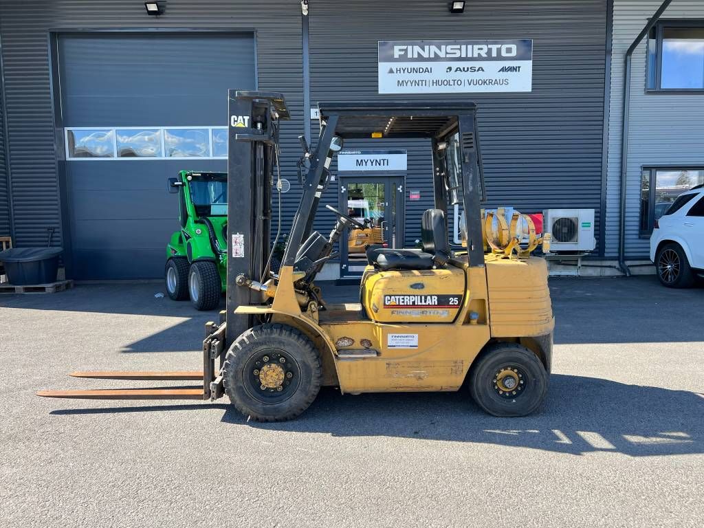 caterpillar-gp25,4e4f6139.jpg