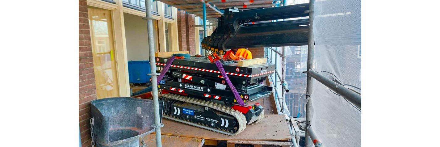 Alma Crawler Multi-Loader 3.0 FX -kuljetinta voidaan käyttää kohteissa, joihin muut koneet eivät pääse.