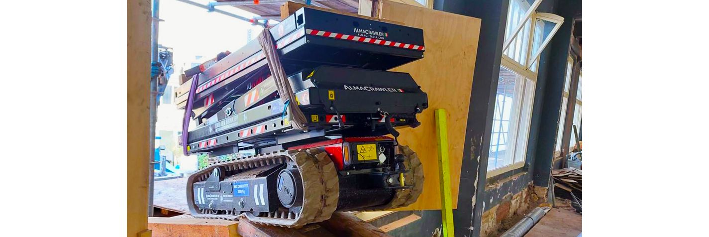 Alma Crawler Multi-Loader 3.0 FX -kuljetin on kooltaan kompakti.