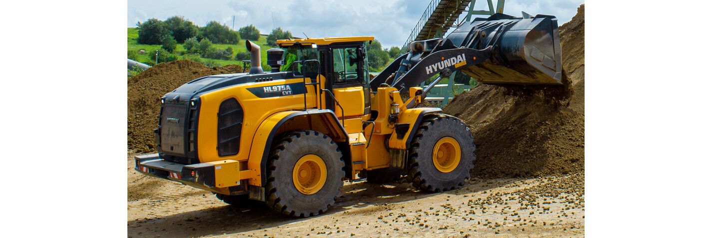 Pyöräkuormaaja Hyundai HL 975 A CVT
