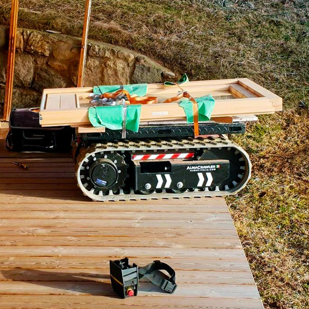 Alma Crawler Multi-Loader 1.5 FX ja ikkunaelementit.