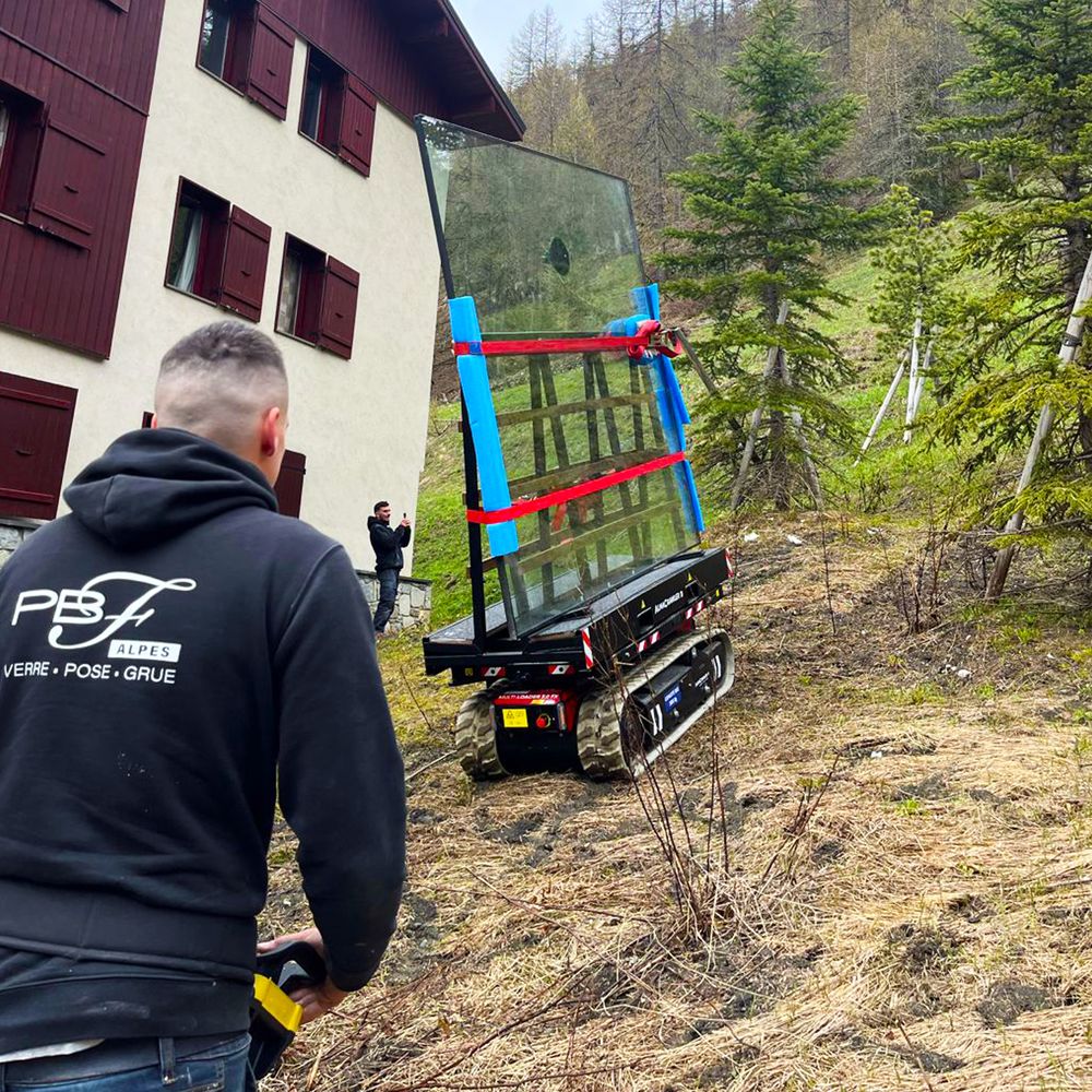 Alma Crawler Multi-Loader -malliston kaikki koneet on räätälöitävissä käyttötarpeen mukaan.
