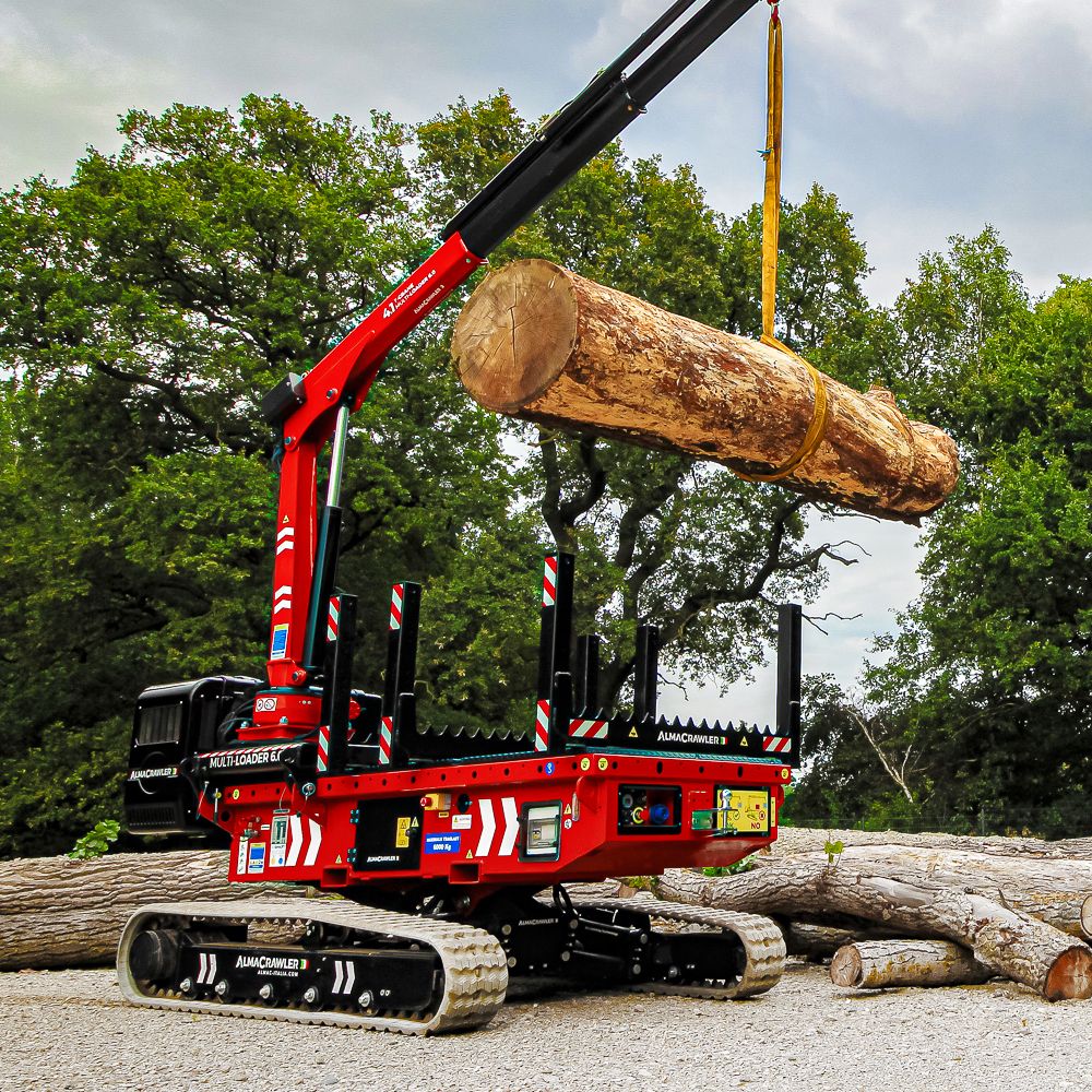 Tela-alustainen kuljetin Alma Crawler Multi-Loader 6.0 BL on varustettavissa nostopuomilla.