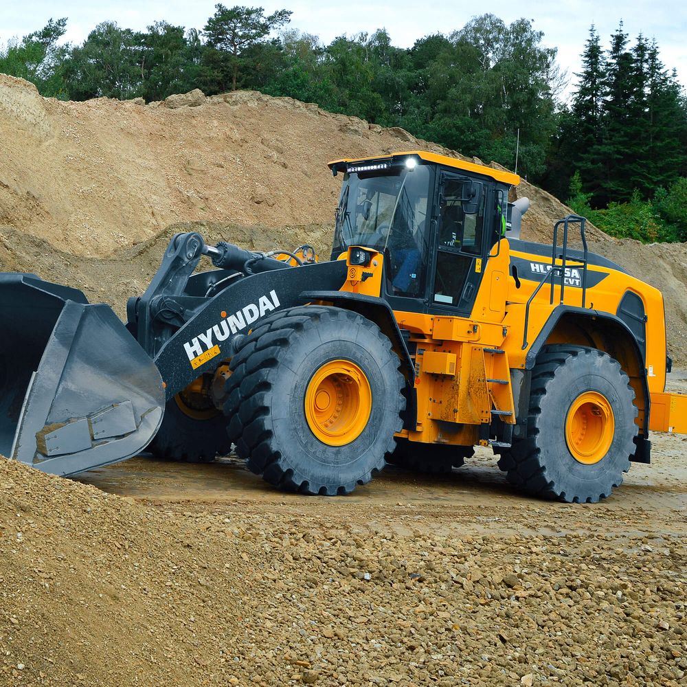 Pyöräkuormaaja Hyundai HL 975 A CVT