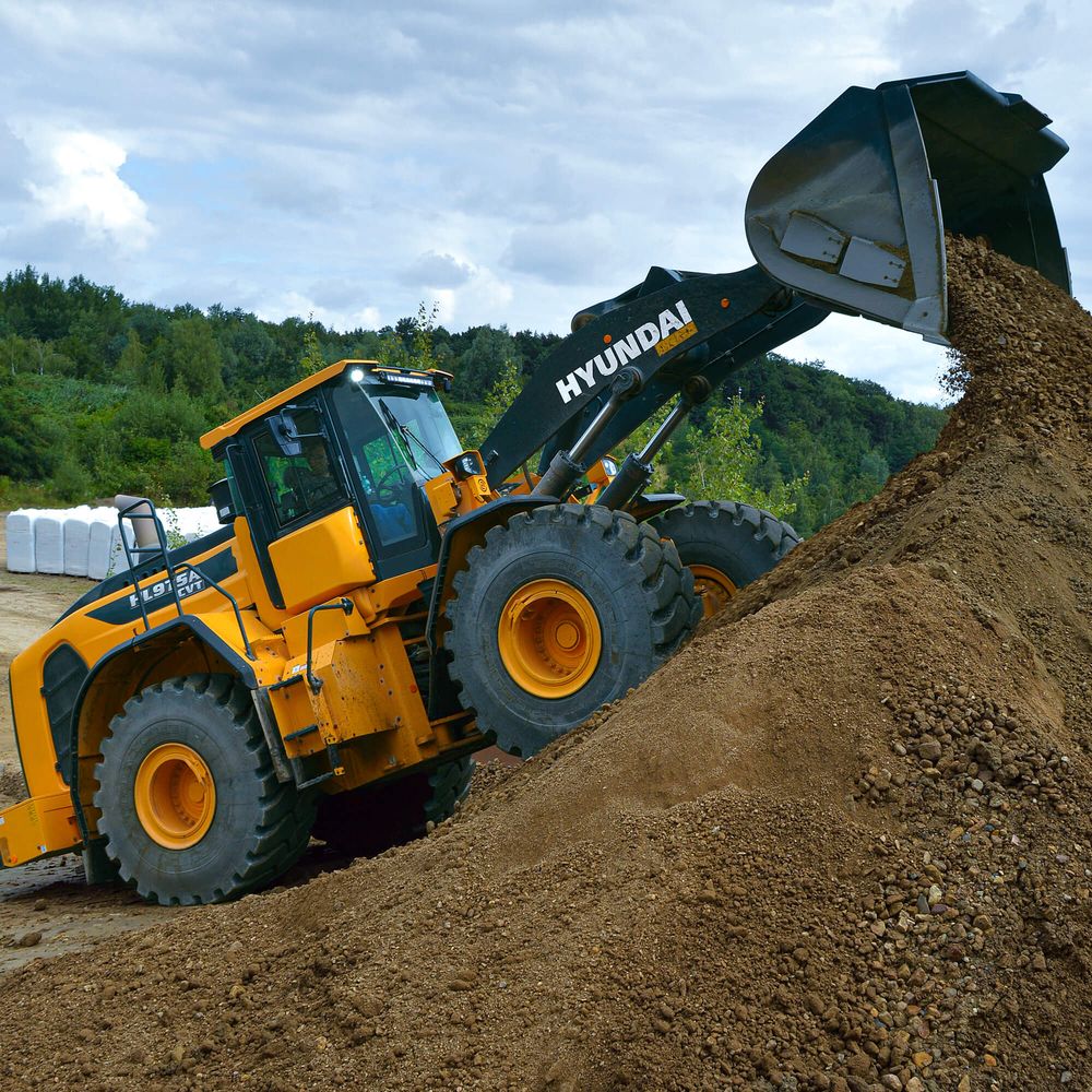 Pyöräkuormaaja Hyundai HL 975 A CVT