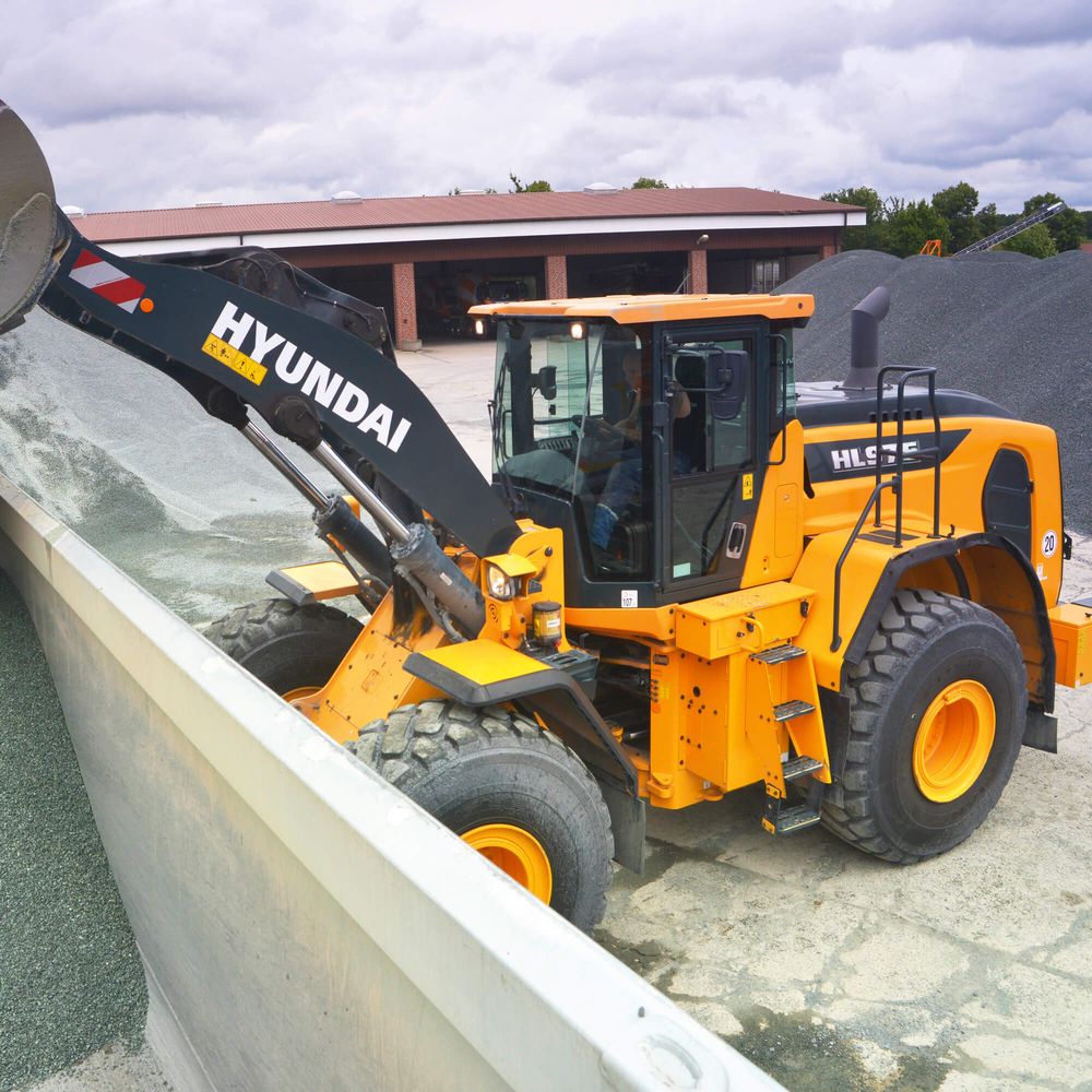 Pyöräkuormaaja Hyundai HL 975